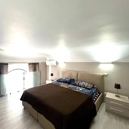 Apartment Dante Catania