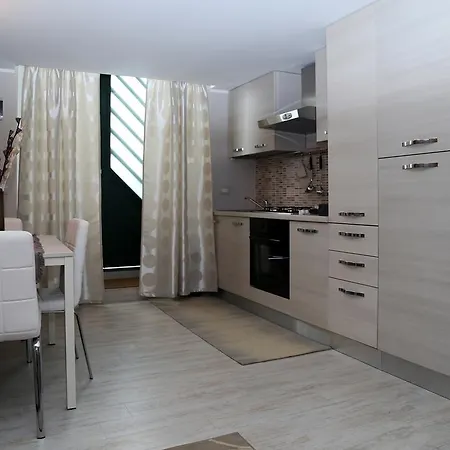 Dante Apartment Catania